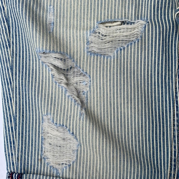 New GUESS Slim Destroyed Striped Men's Short SZ 32 - Picture 6 of 8